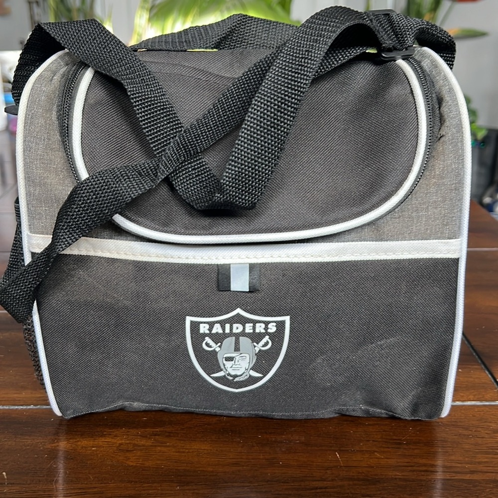 Raiders Logo Insulated Lunch Tote Bag EUC